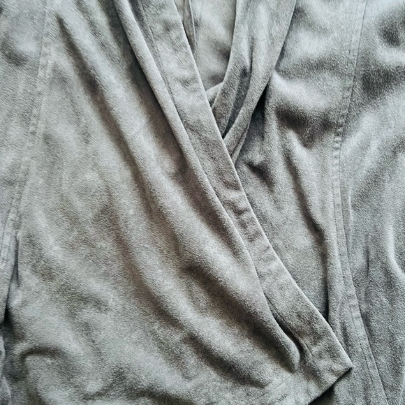 CUPCAKES and CASHMERE Brislin Faux Suede Drape Jacket - Picture 7 of 9